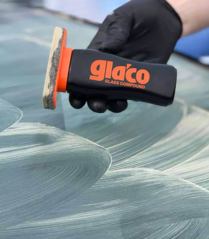 SOFT99 - Glaco Glass Compound Roll On (100 ml)
